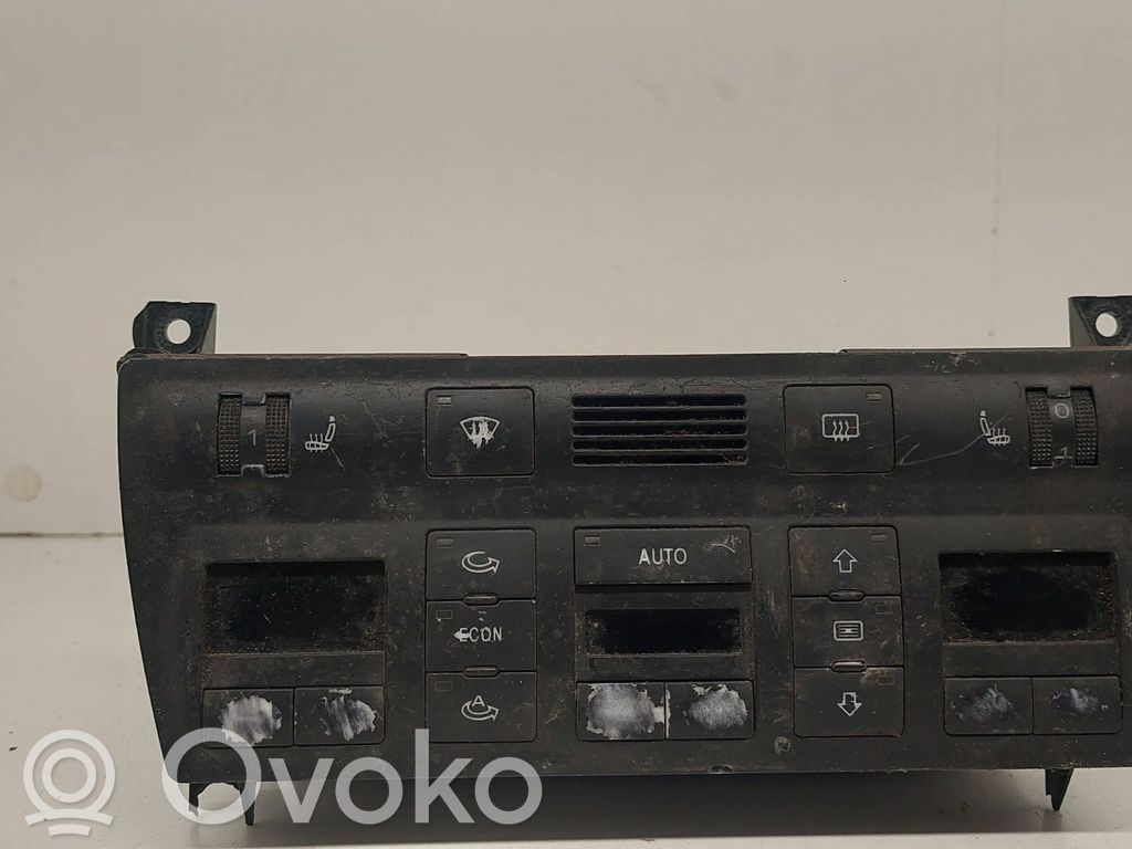 Panel klimatyzacji   4B0820043AK,5HB00760455,01050H015