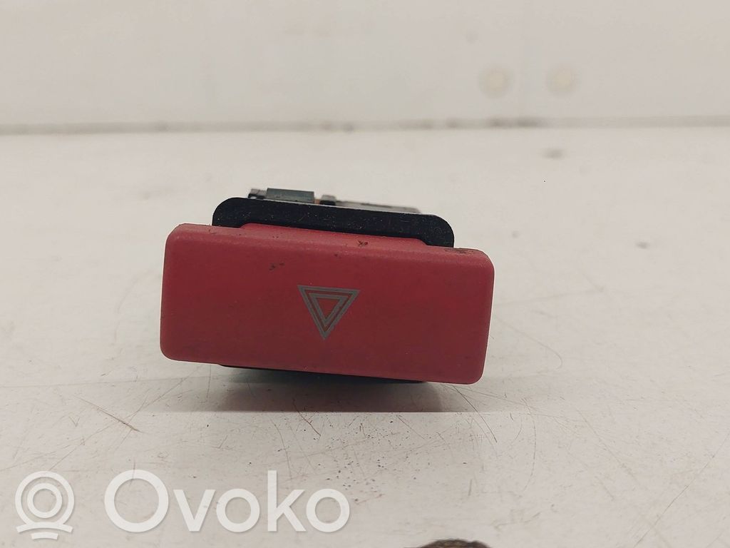 Land Rover Freelander Hazard light switch 