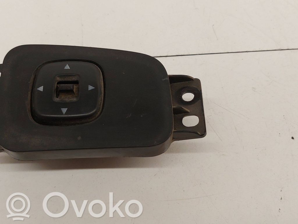 Mazda MPV Wing mirror switch 