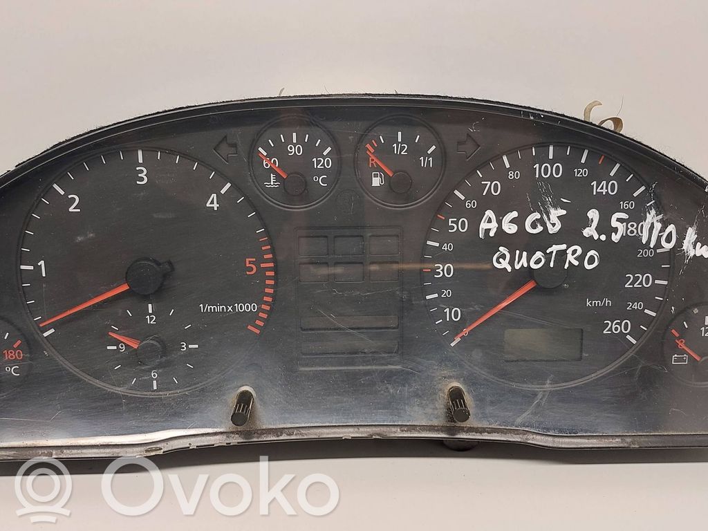 Audi A6 S6 C5 4B Speedometer (instrument cluster) 
