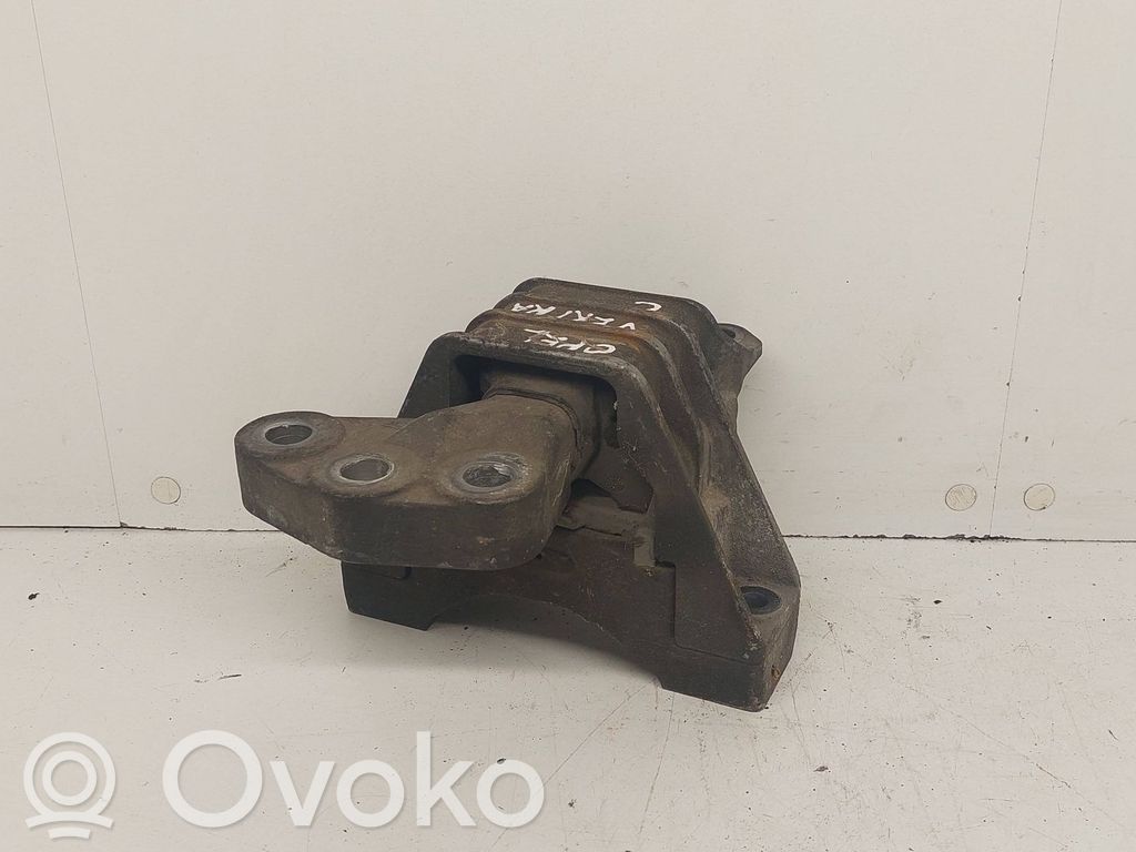 Opel Vectra C Engine mount bracket 