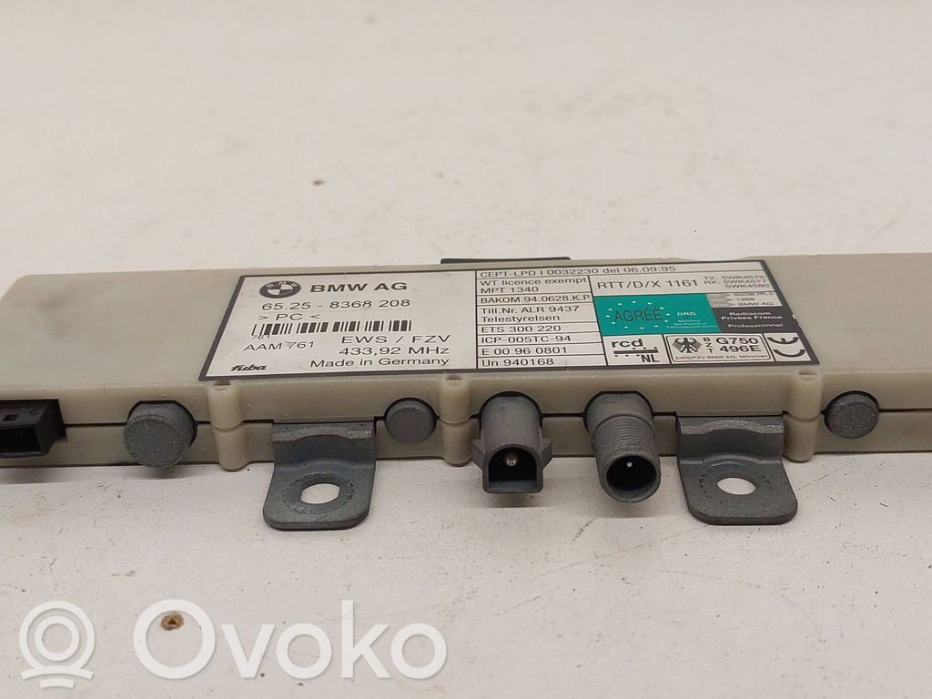 BMW 3 E46 Antenos stiprintuvas 