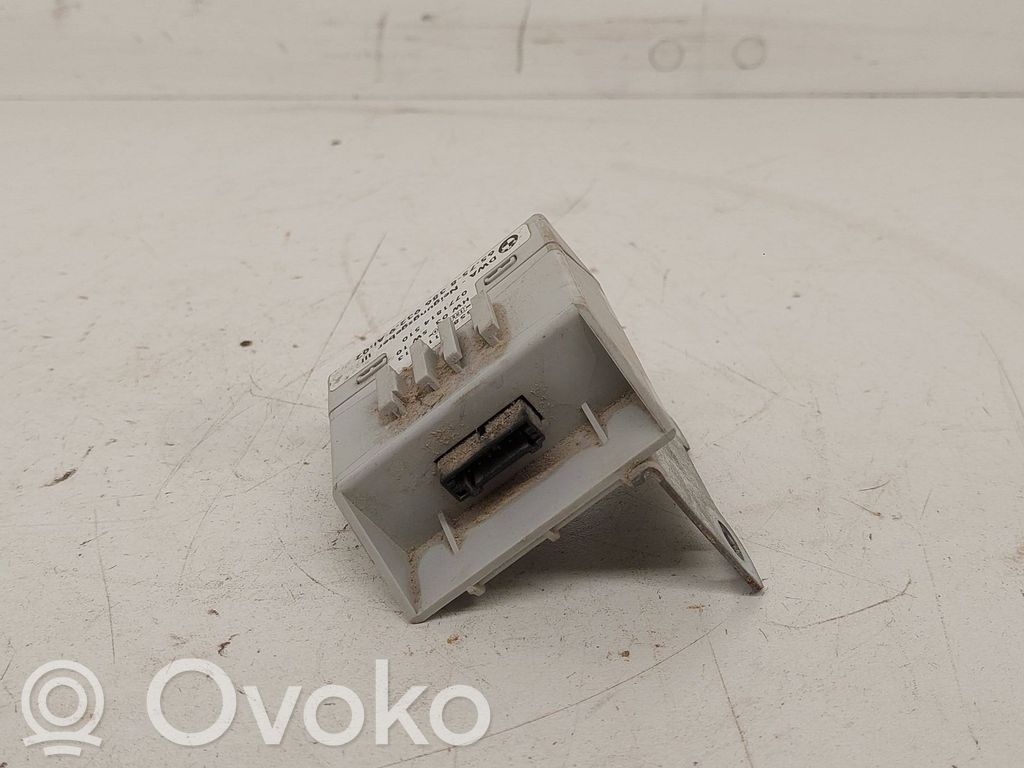 Czujnik prędkości obrotowej   65758386932,0771814510,55892110,05113