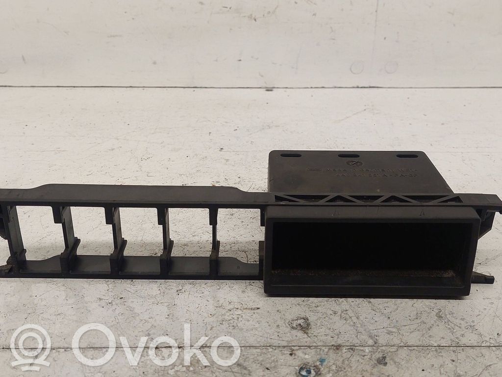 Audi A6 S6 C4 4A Boîte / compartiment de rangement pour tableau de bord 
