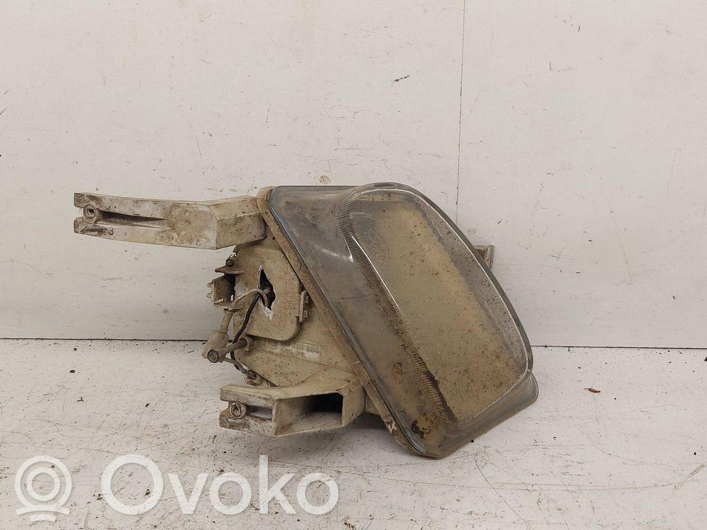 Opel Vectra B Etusumuvalo 