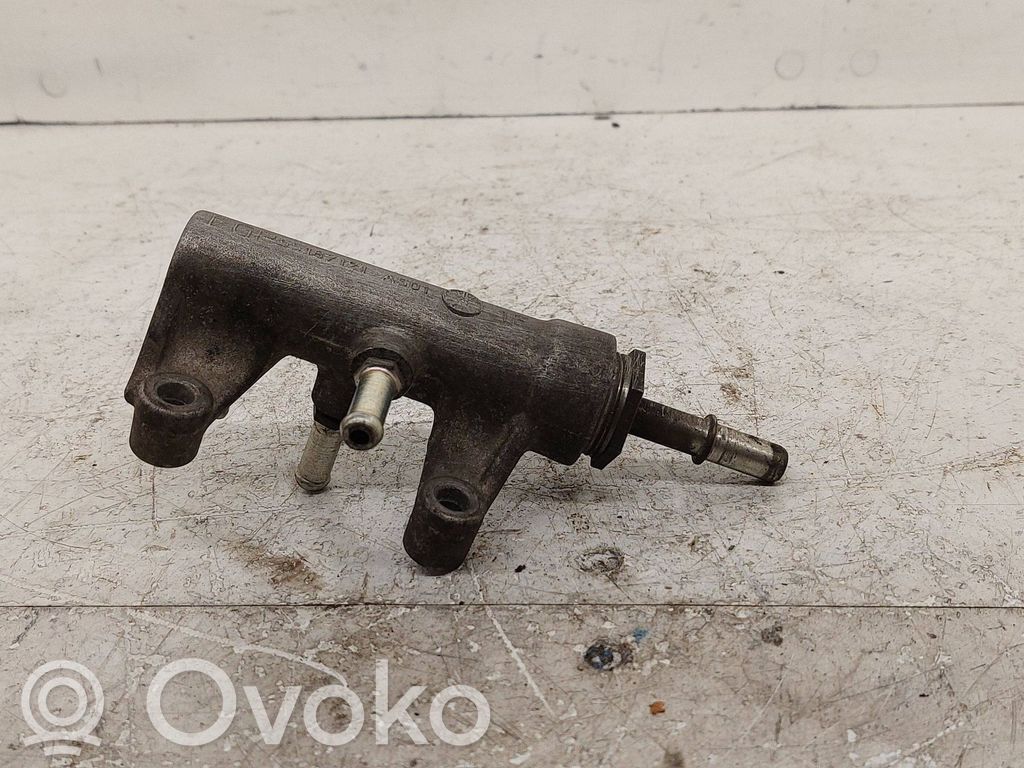 Opel Signum Régulateur de pression de carburant 