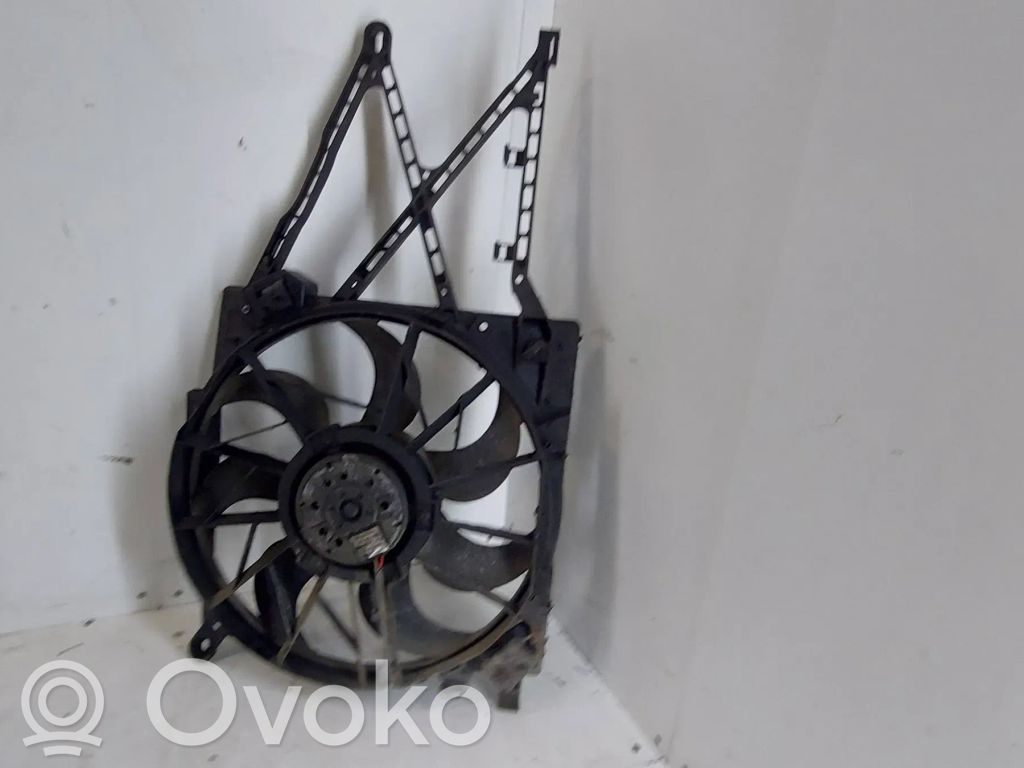 Opel Zafira A Elektrinis radiatorių ventiliatorius 