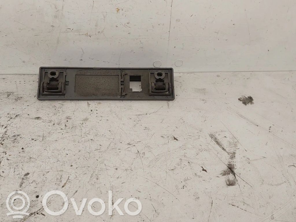 Audi A6 S6 C4 4A Asidero interior trasero 