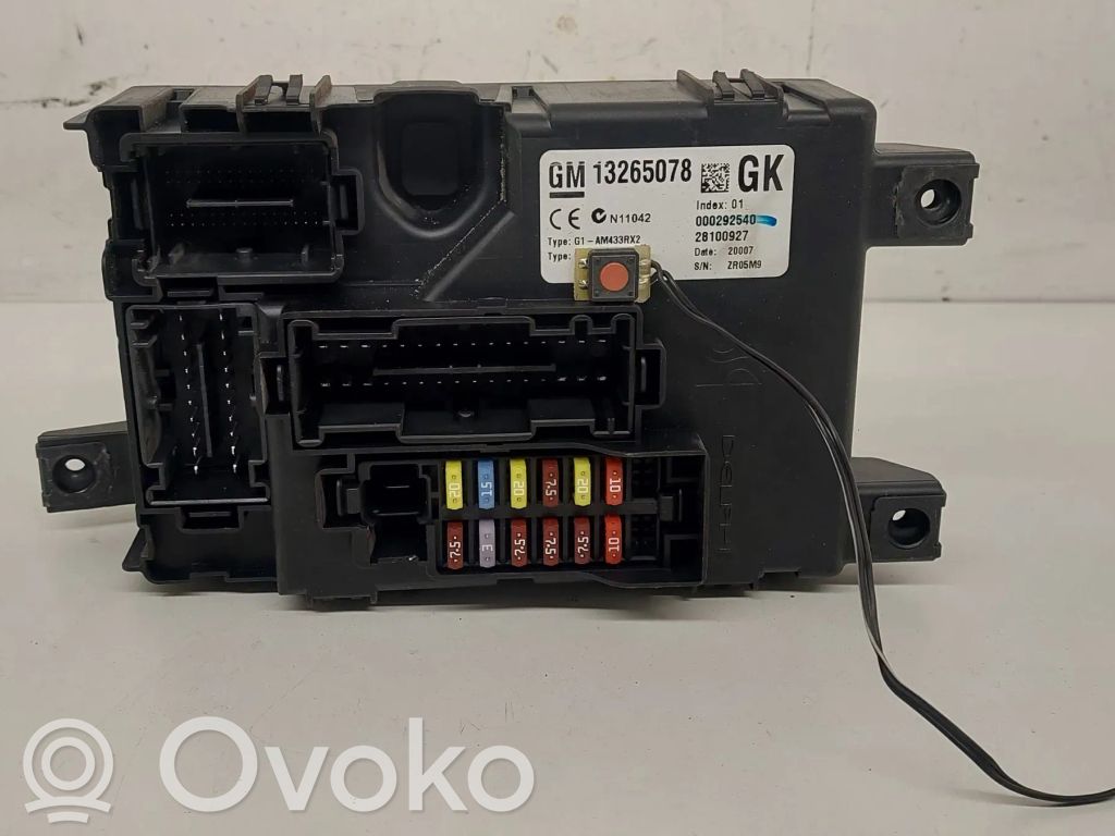 Opel Corsa D Fuse module 