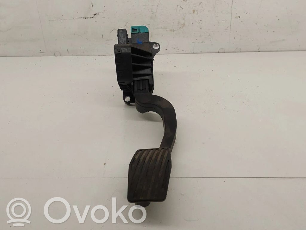 Opel Corsa D Akseleratora pedālis 