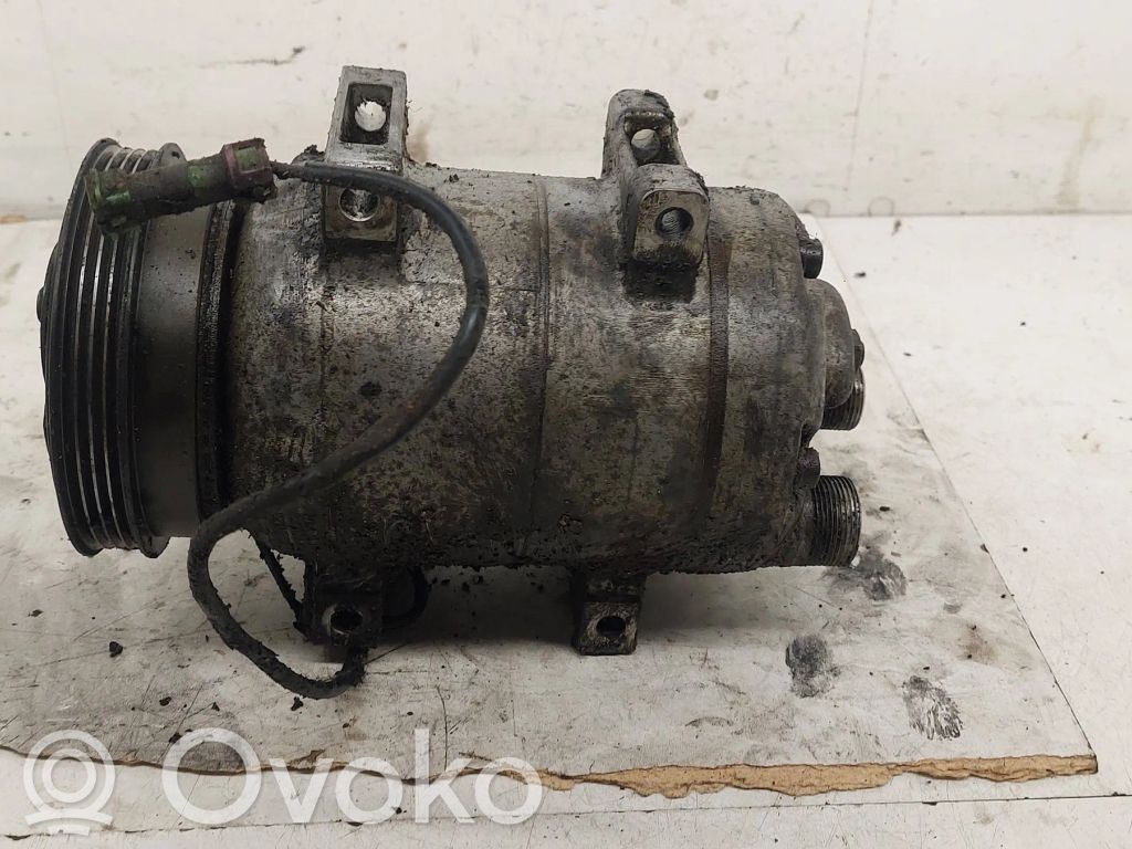 Audi A6 S6 C5 4B Ilmastointilaitteen kompressorin pumppu (A/C) 