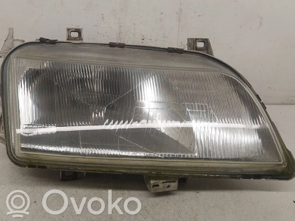Volkswagen Sharan Lampa przednia 