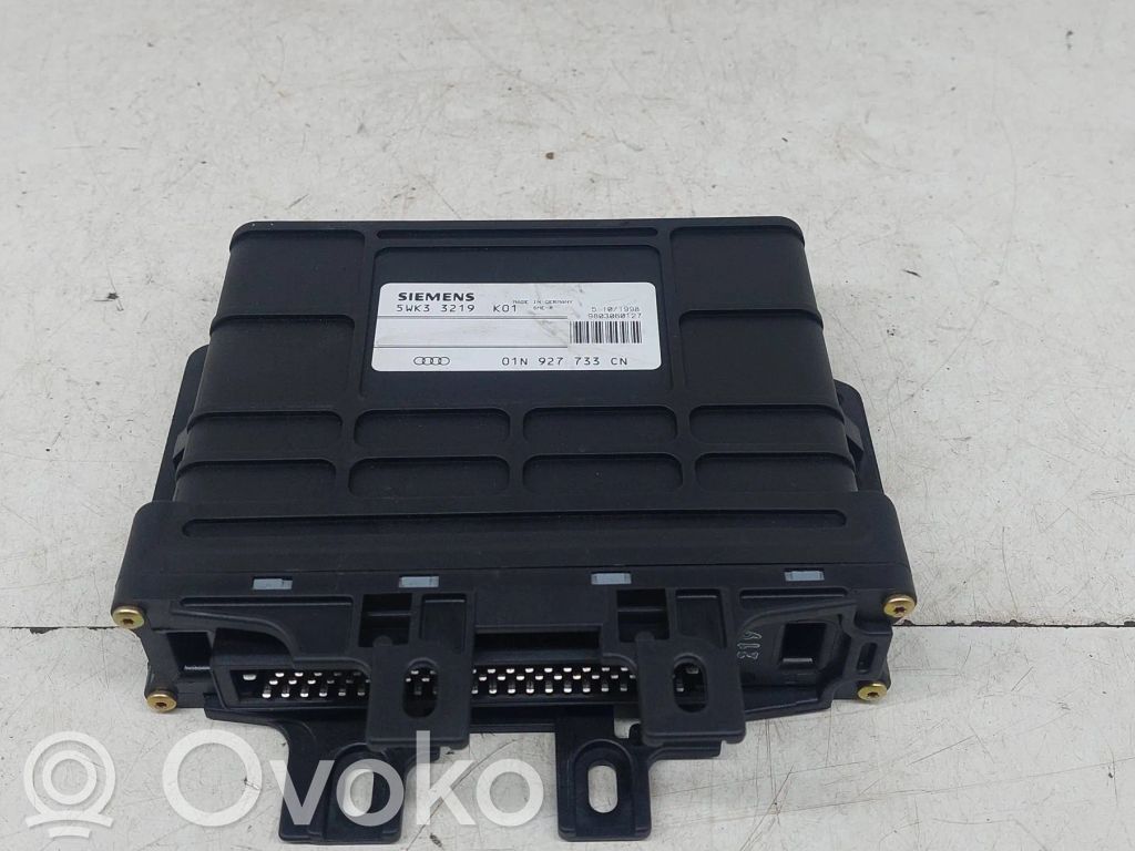 Volkswagen PASSAT B5 Gearbox control unit/module 