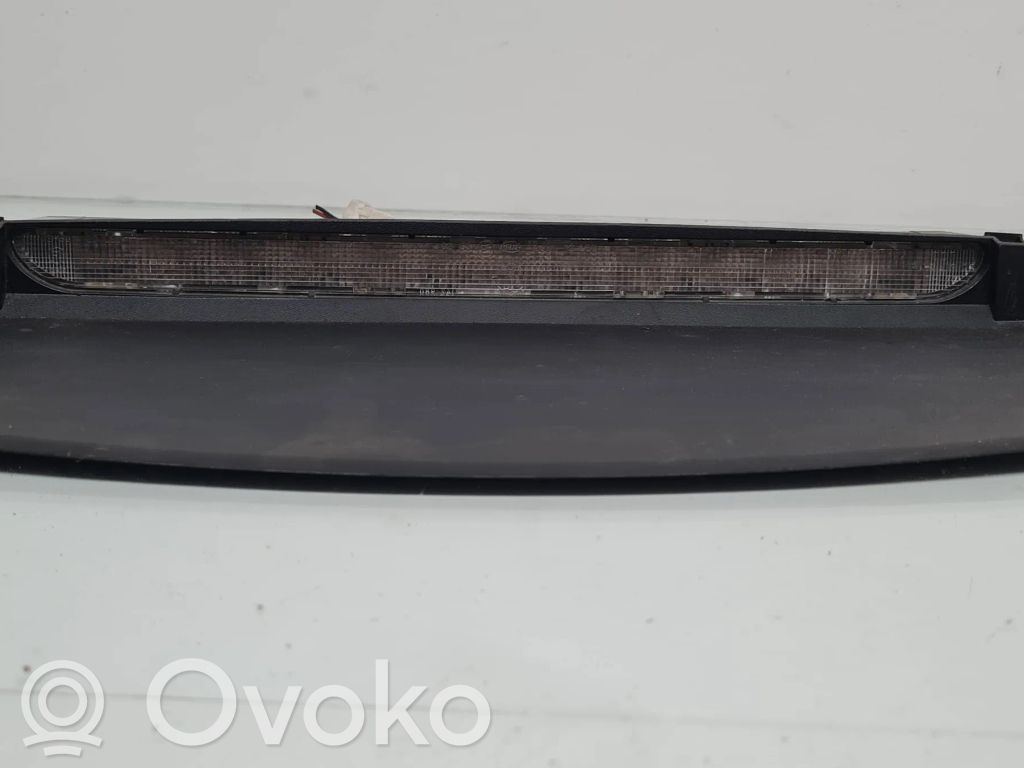 Nissan Primera Trzecie światło stop 