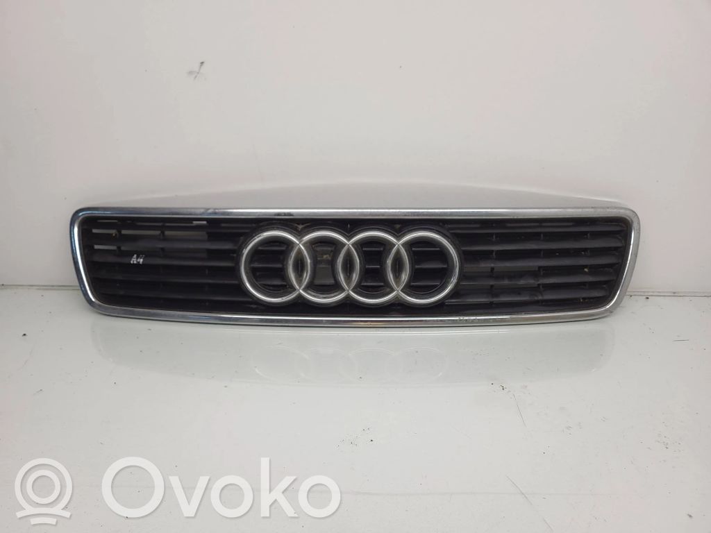 Audi A4 S4 B5 8D Front bumper upper radiator grill 