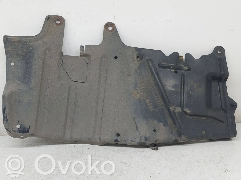 Volvo S40, V40 Engine splash shield/under tray 