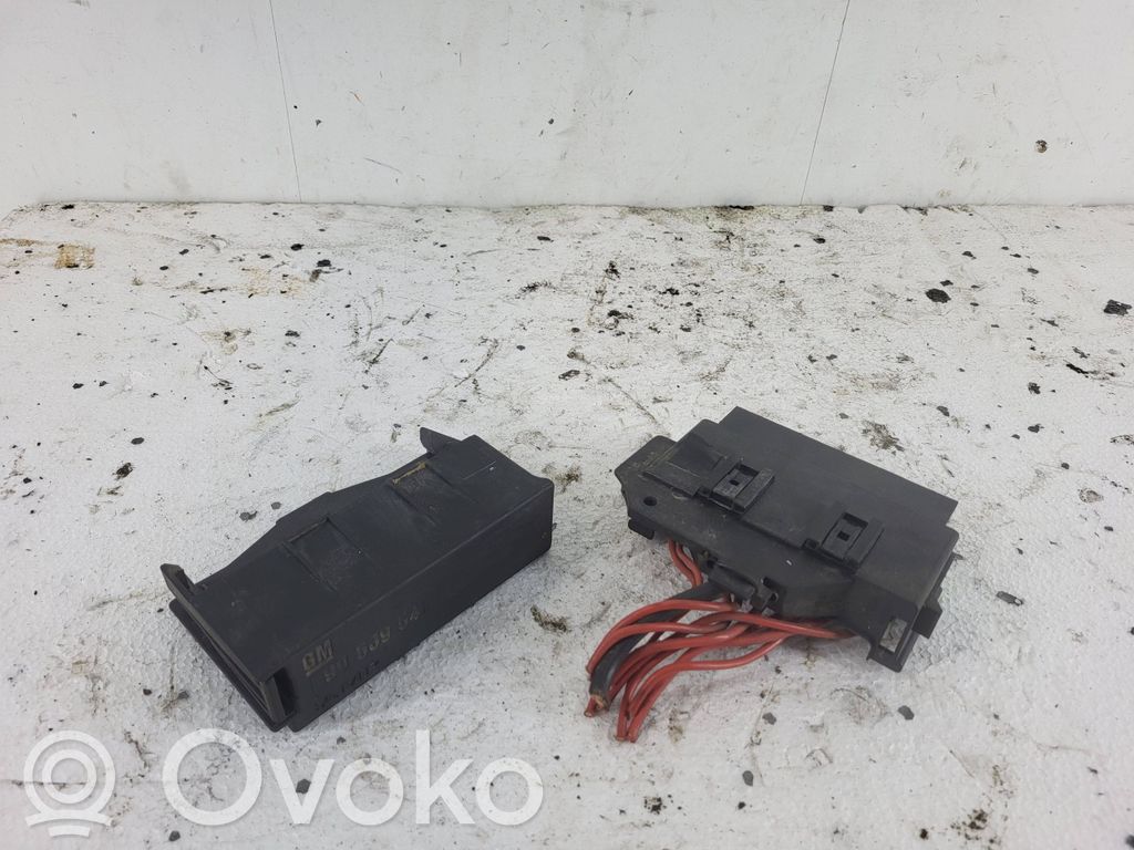 Opel Meriva A Sulakerasiasarja 