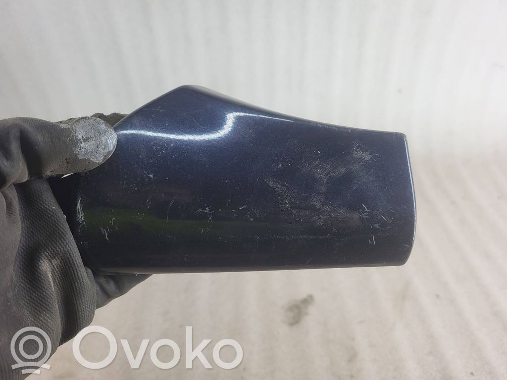 Subaru Legacy Kita išorės detalė 