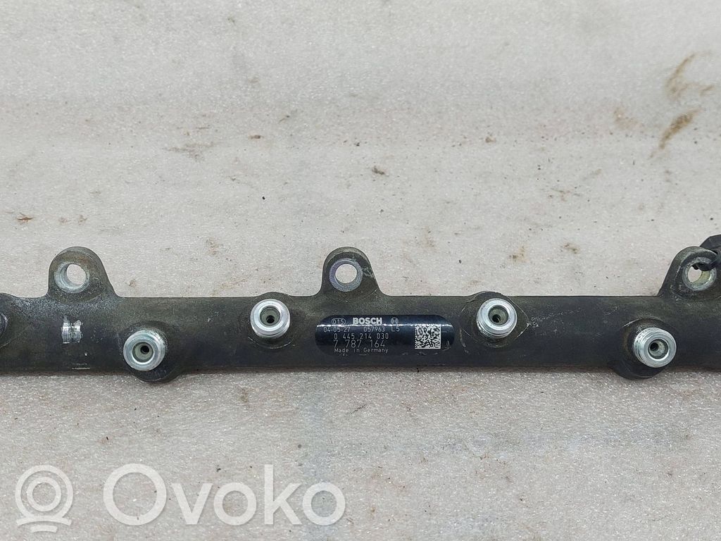 BMW 3 E46 Fuel main line pipe 
