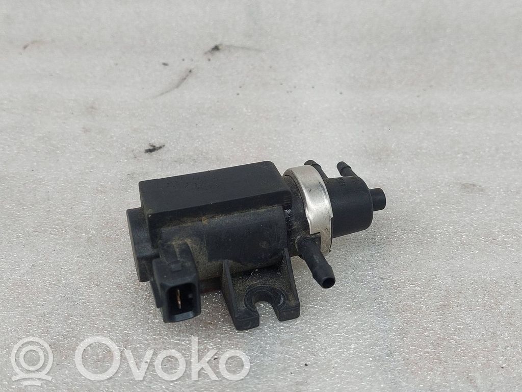 Volkswagen Golf IV Solenoid supapă turbosuflantă 