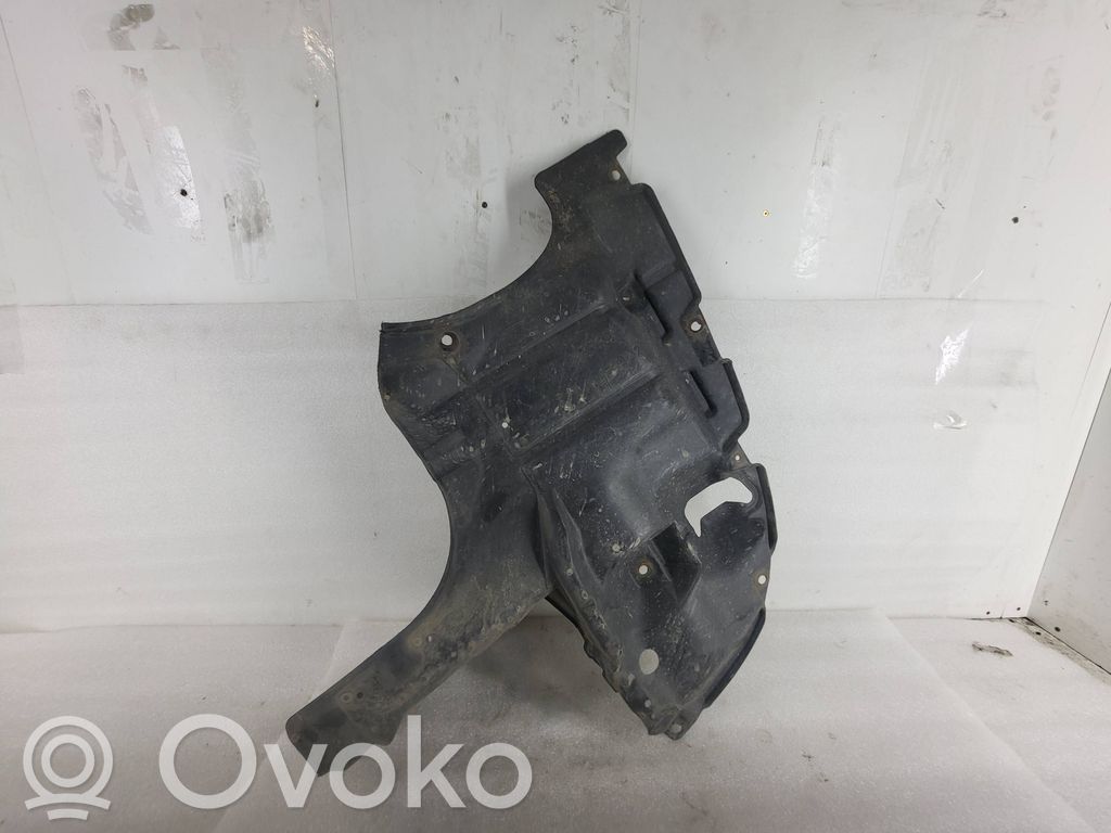 Toyota Avensis T220 Engine splash shield/under tray 