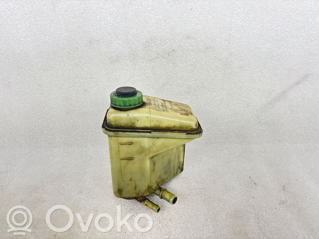 Audi A6 S6 C5 4B Ohjaustehostimen nestesäiliö 