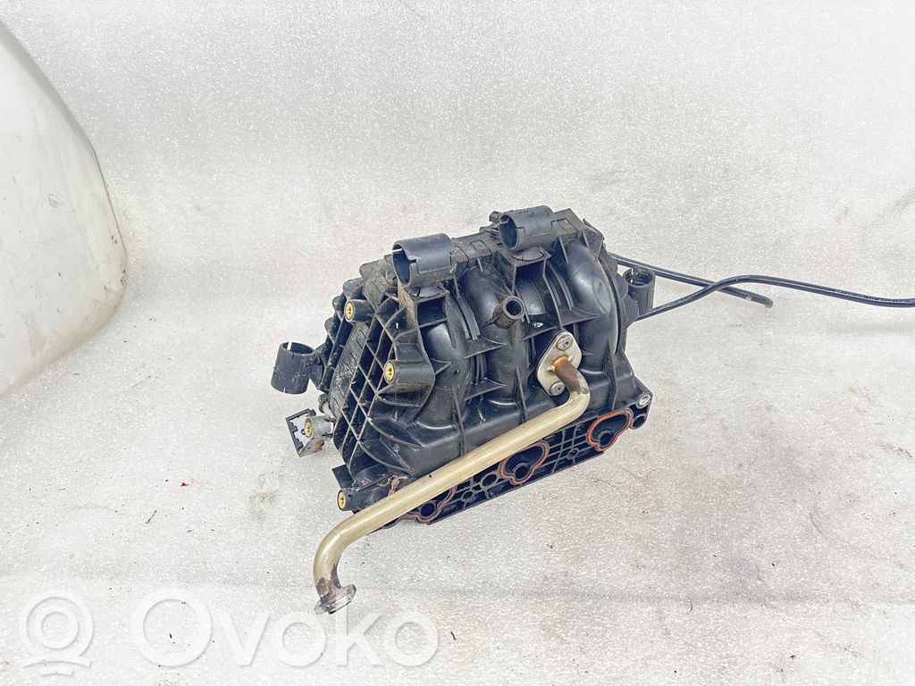 Opel Corsa C Colector de admisión 