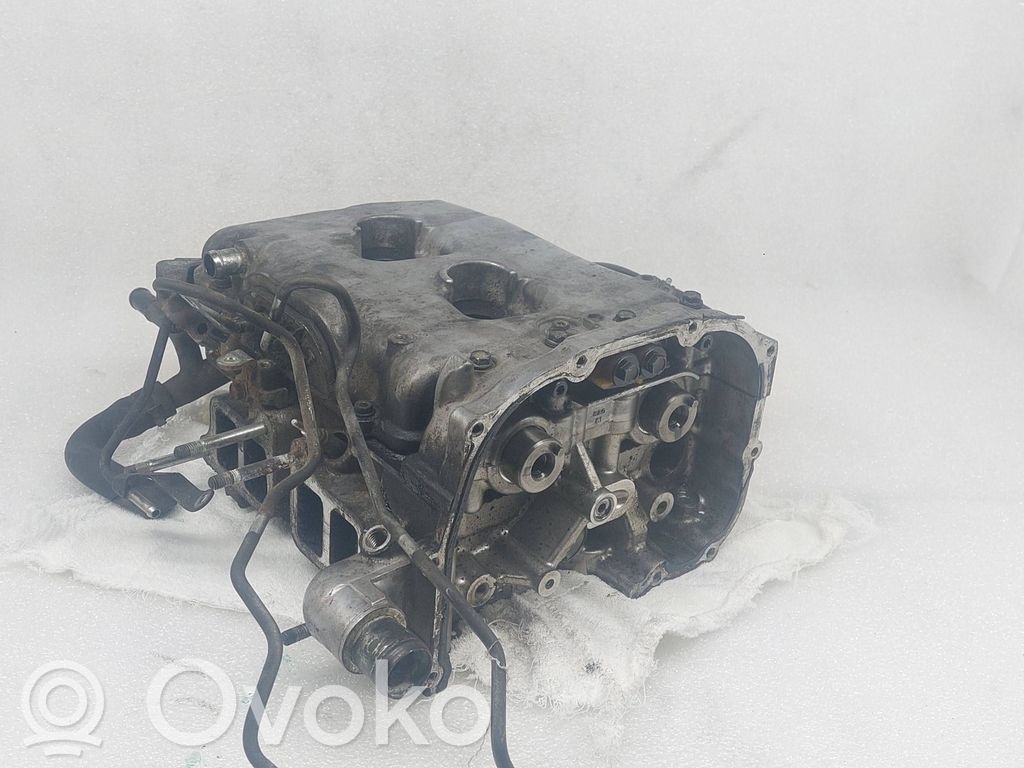 Subaru Forester SH Engine head 