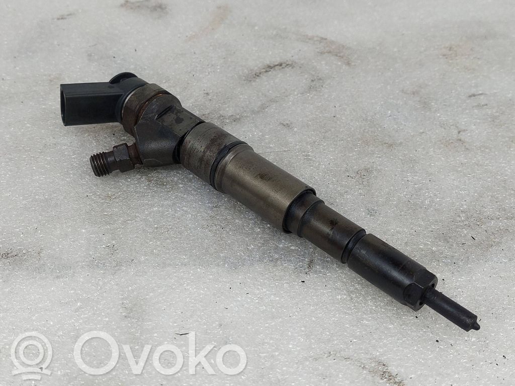 BMW 5 E60 E61 Fuel injector 