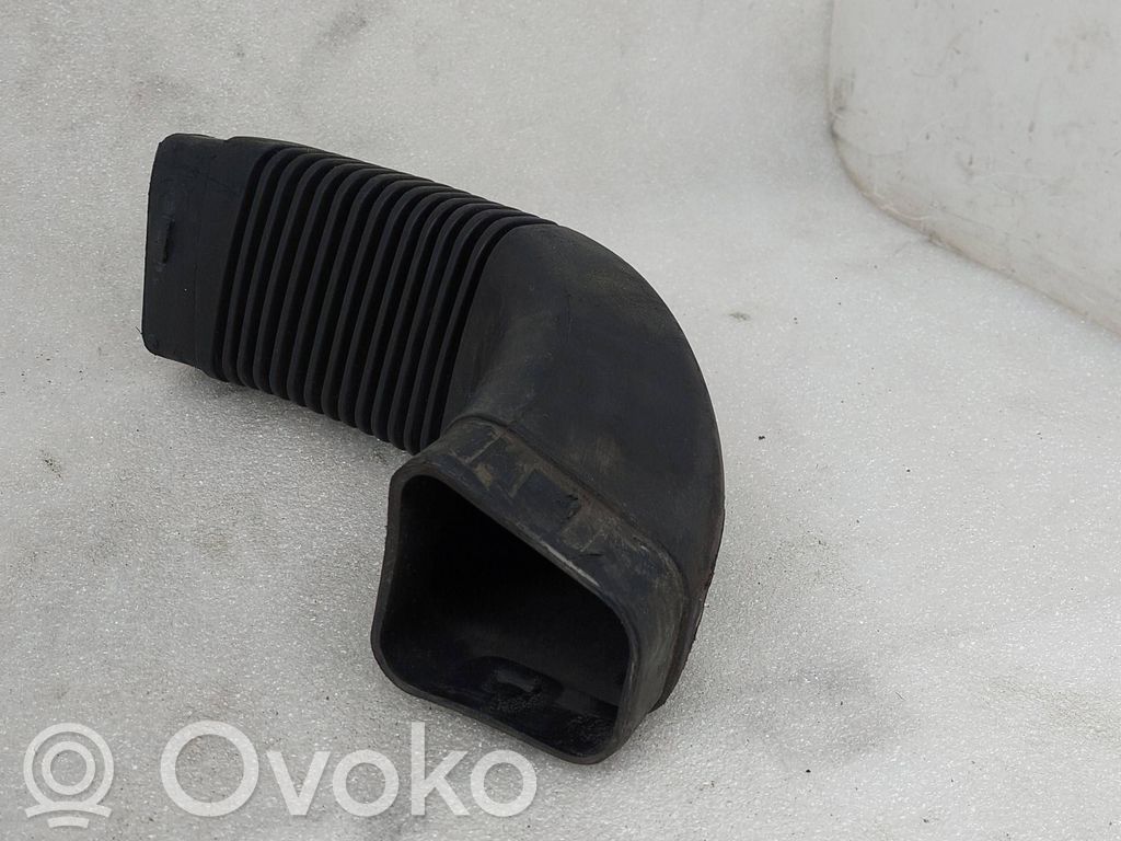 BMW 3 E90 E91 Air intake duct part 