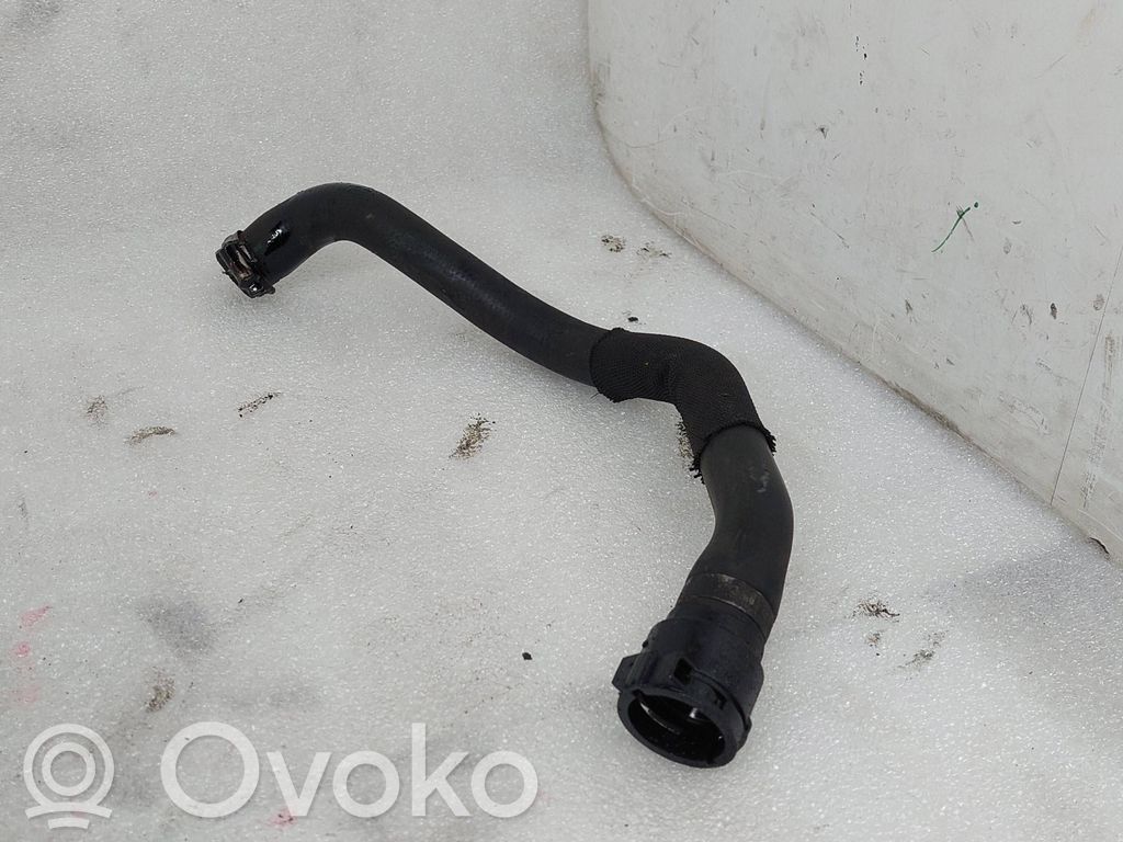 BMW 3 E90 E91 Engine coolant pipe/hose 