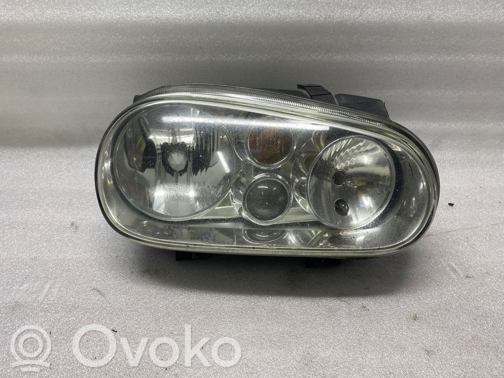 Volkswagen Golf IV Lampa przednia 