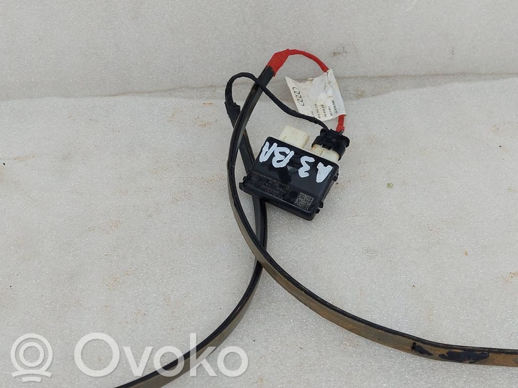 Tailgate/trunk control unit/module   80A962243,8Y0962239