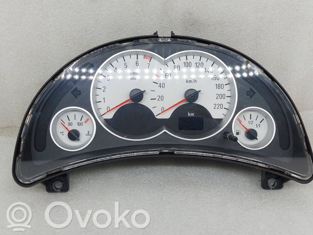 Opel Corsa C Nopeusmittari (mittaristo) 