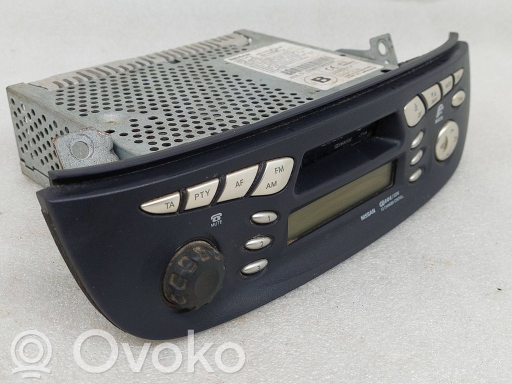 Nissan Almera Tino Radio/CD/DVD/GPS head unit 