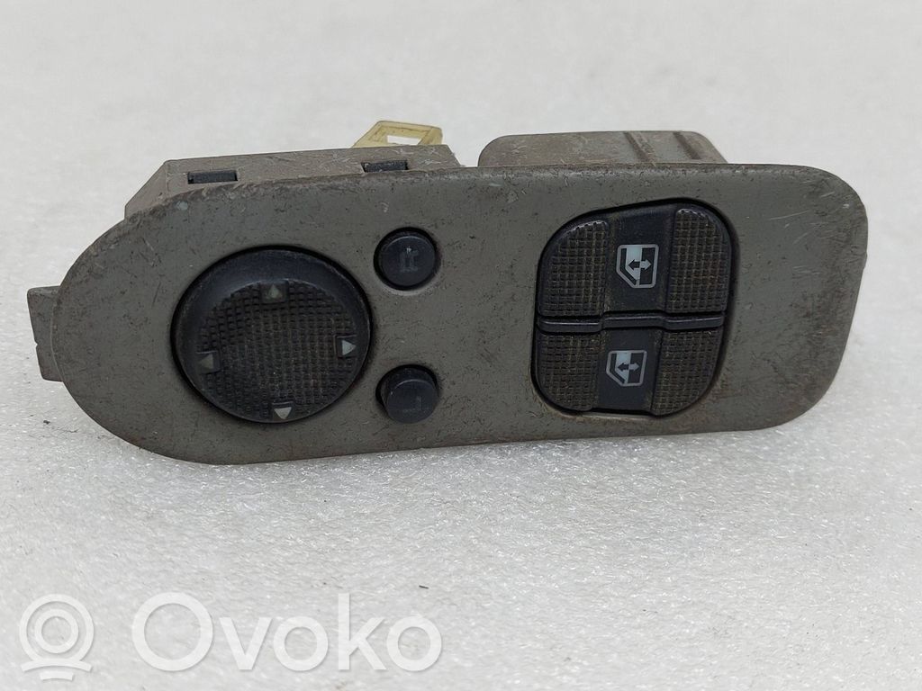 Electric window control switch   7M0867255,95VWA17167