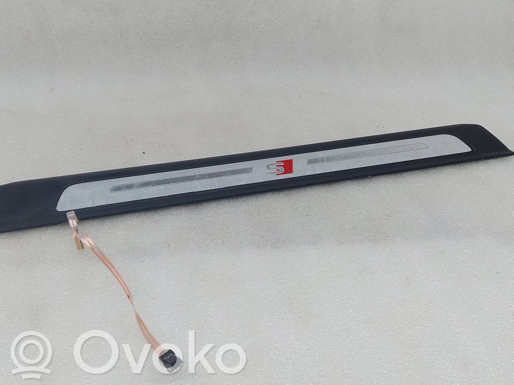 Audi Q8 Etuoven kynnyksen suojalista 