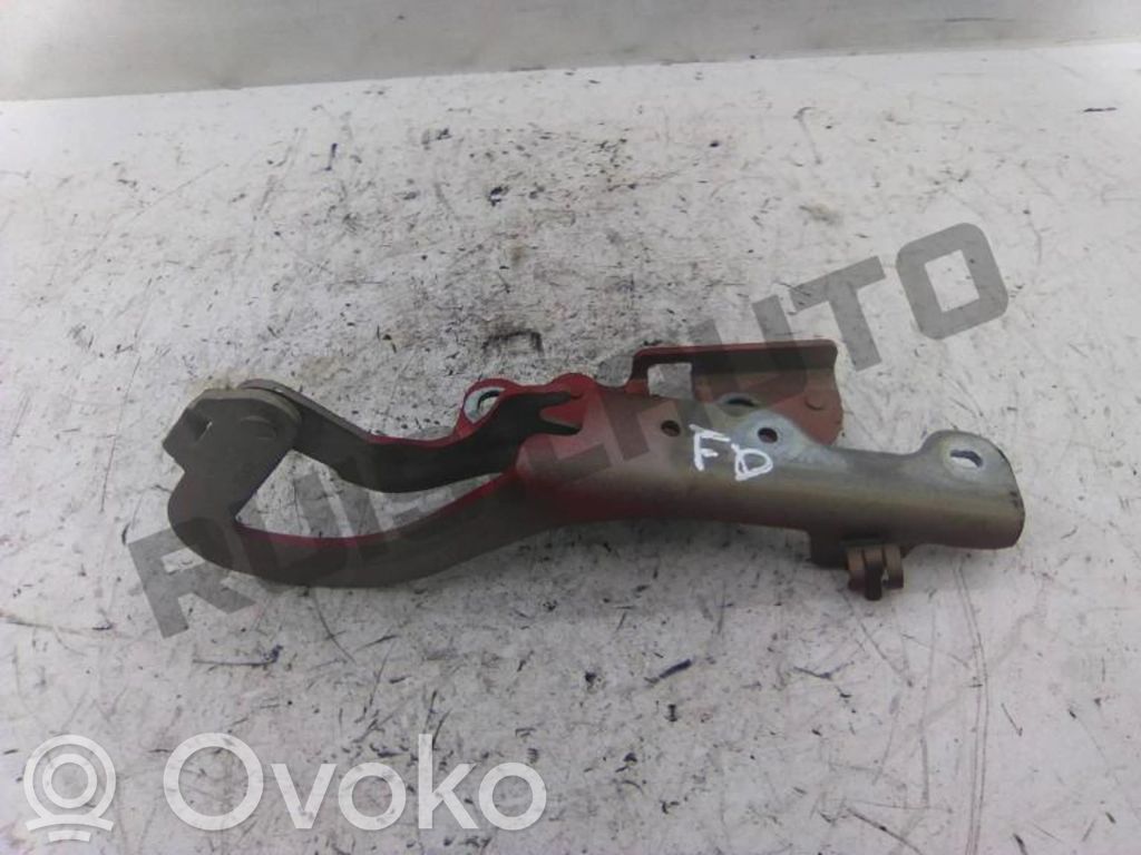 Engine bonnet/hood hinges