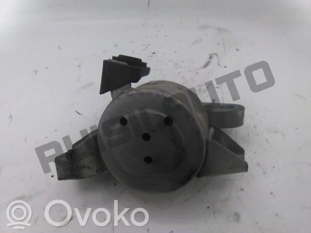 Engine mount bracket   13130741