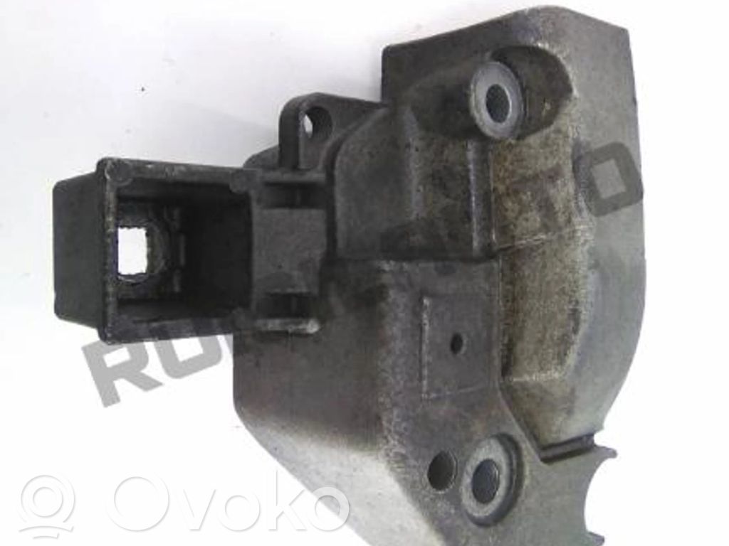 Renault Scenic I Engine mount bracket 