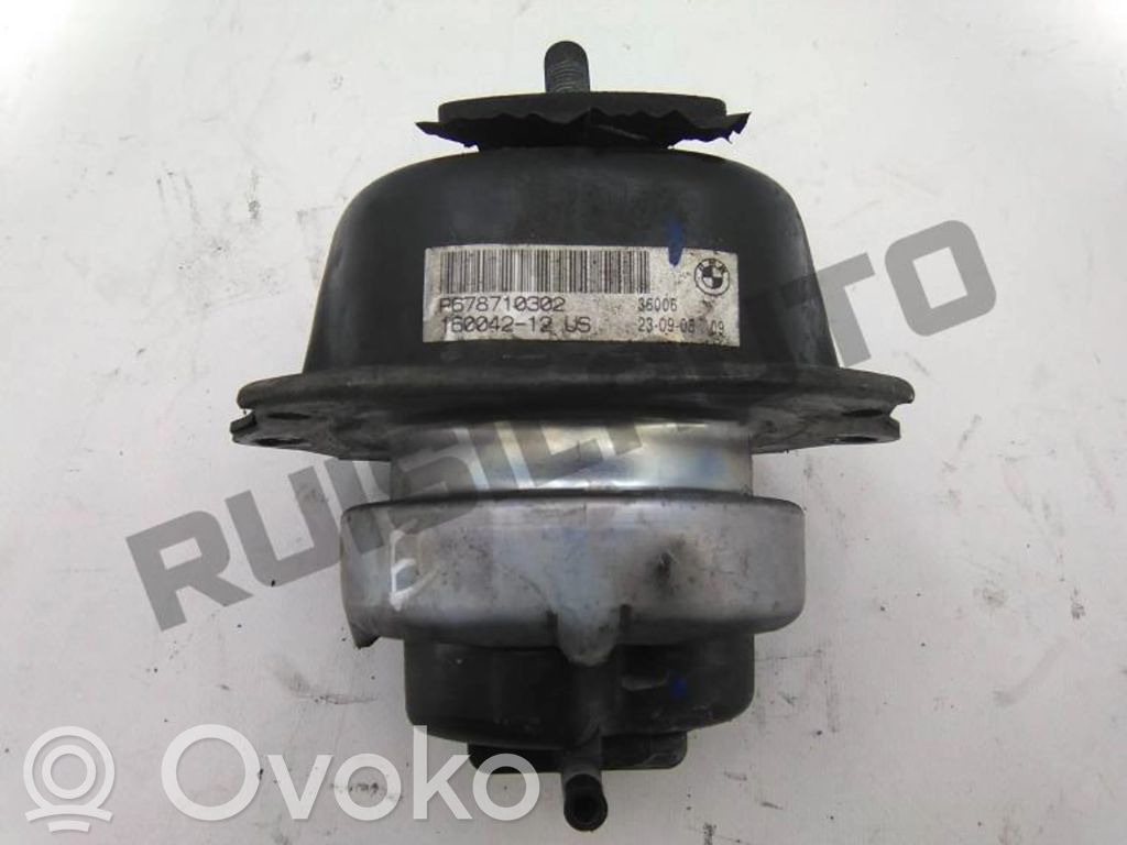 Engine mount bracket   P678710302