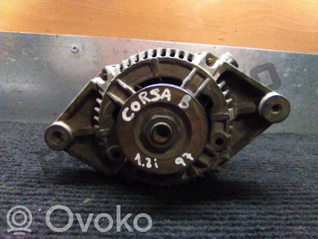 Opel Corsa B Generatorius 