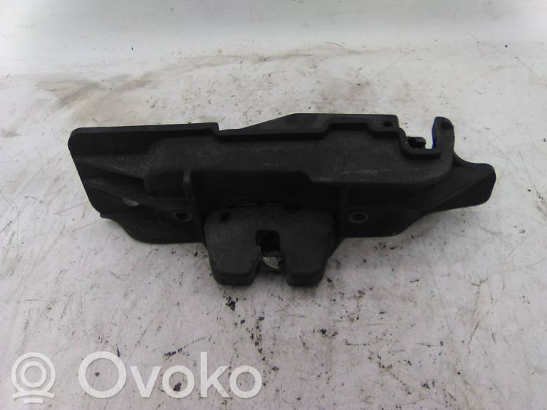 Tailgate exterior lock   9652301980