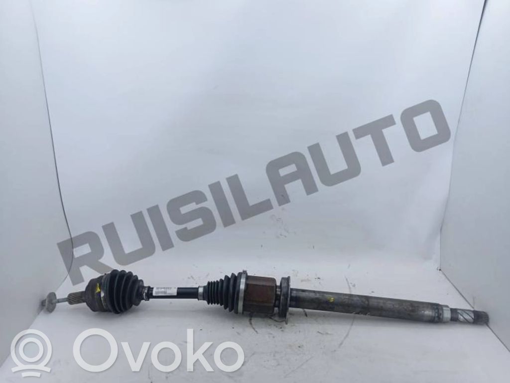 Volvo V40 Cross country Priekinis pusašis 