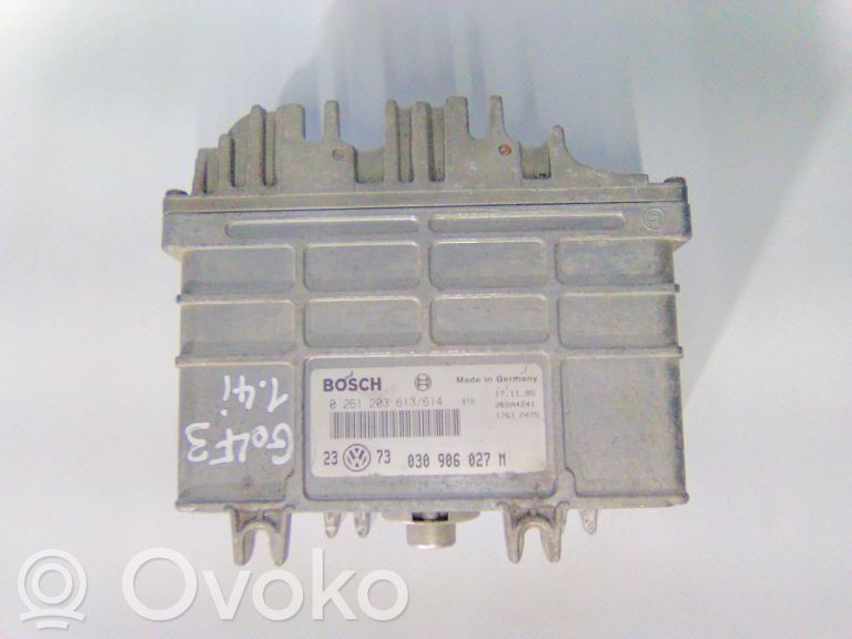 Volkswagen Golf III Engine control unit/module 