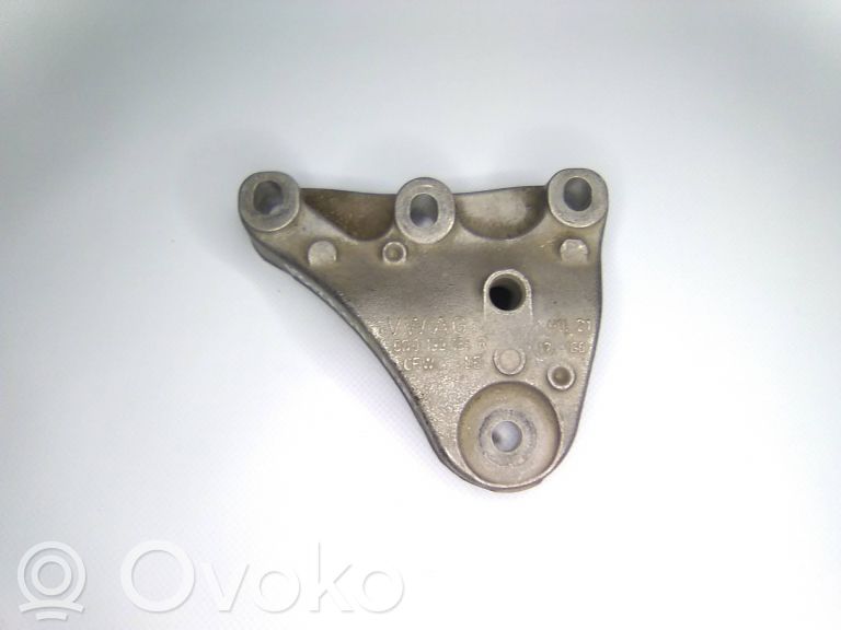 Engine mount bracket   6Q0199185R