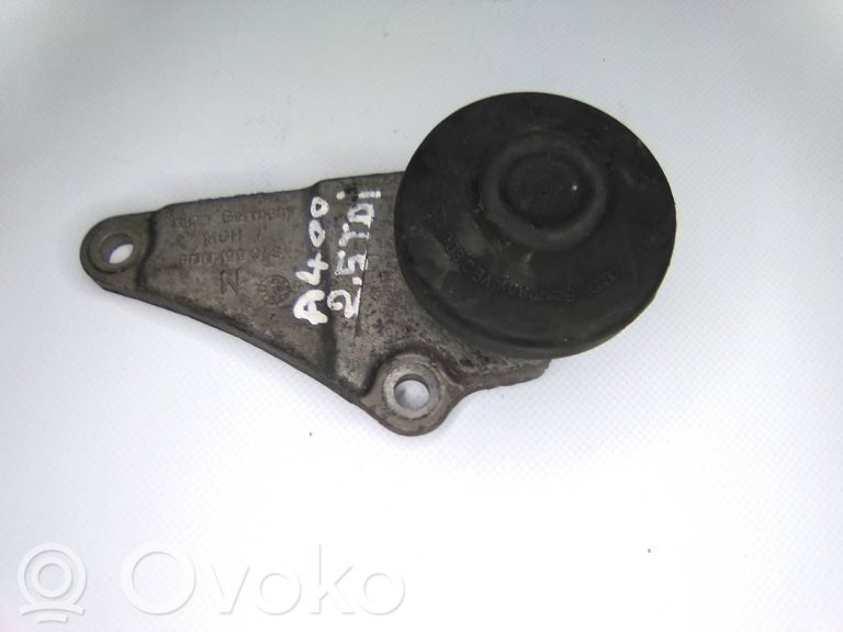 Audi A4 S4 B5 8D Engine mount bracket 