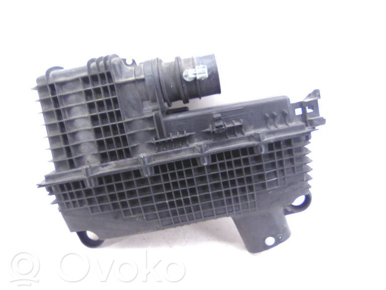 Renault Clio II Air filter box 