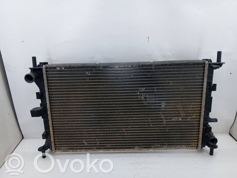 Ford Focus Dzesēšanas šķidruma radiators 