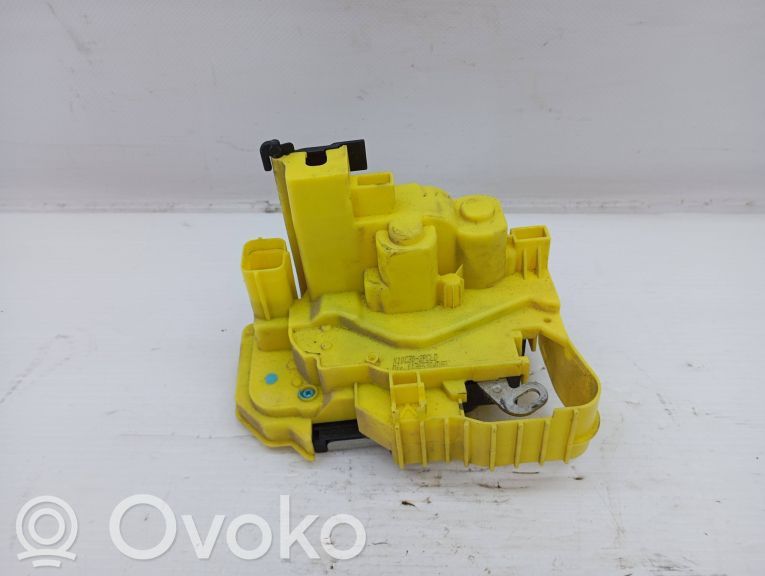 Sliding door lock   X10C302PCLD
